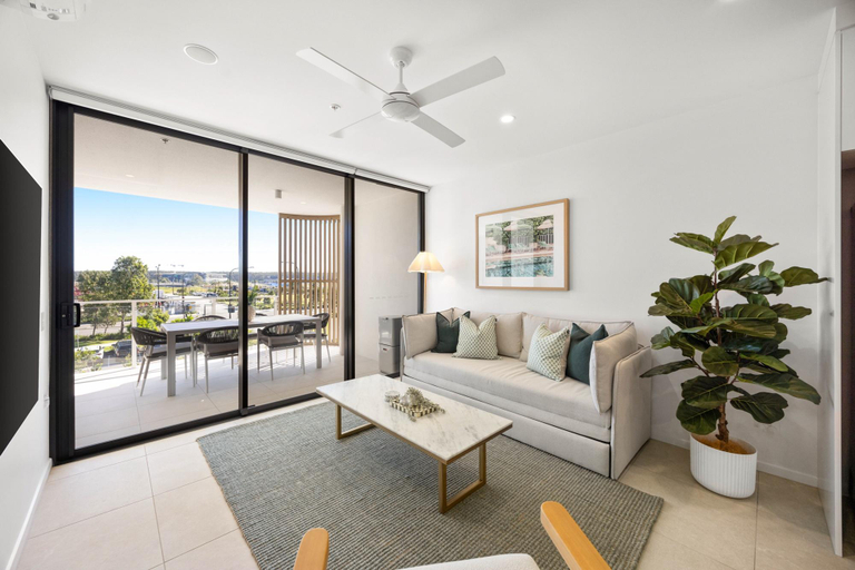 Separate living room 4, Poolside 2-Bed Apartment at Lake Kawana, Caloundra - Kawana