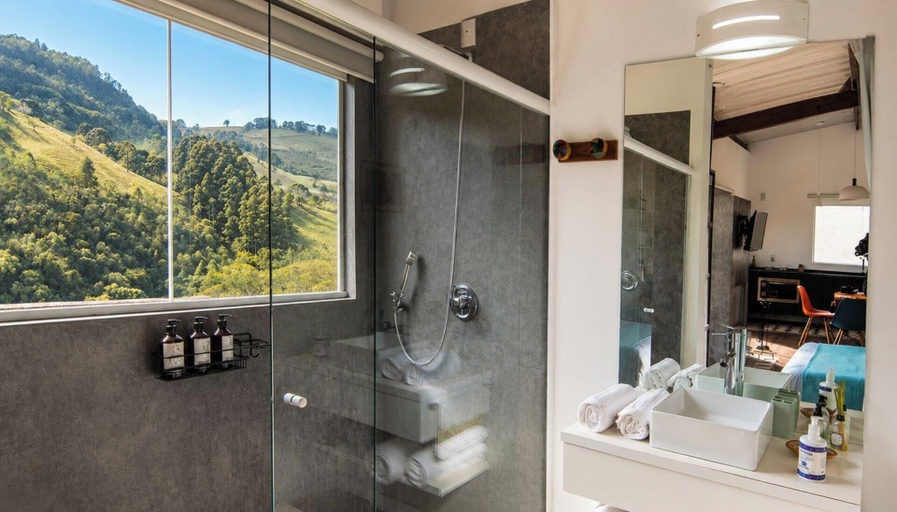 Bathroom 3, Refugio Marincek - Gonçalves - MG, Gonçalves