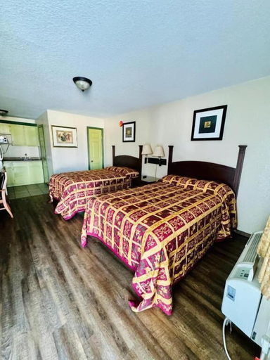 Bedroom 3, Bostonian Inn & Suites, Galveston