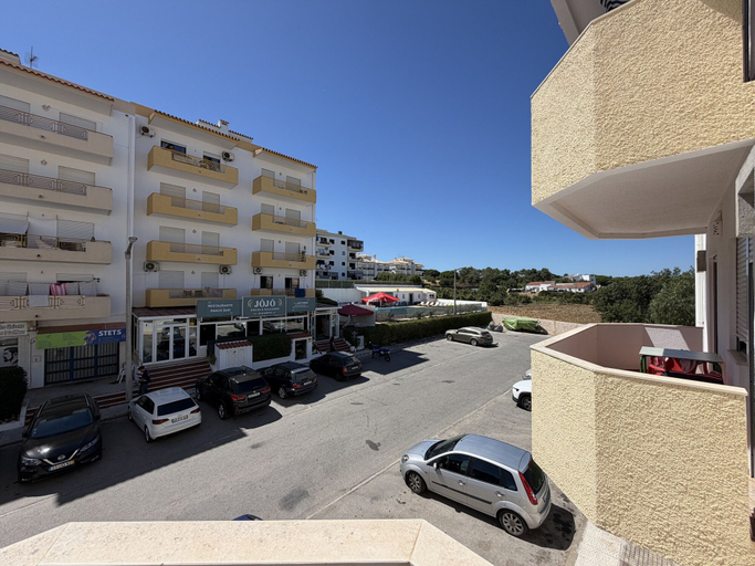 Room 4, Agua Plaza T2 With Pool AC, Albufeira