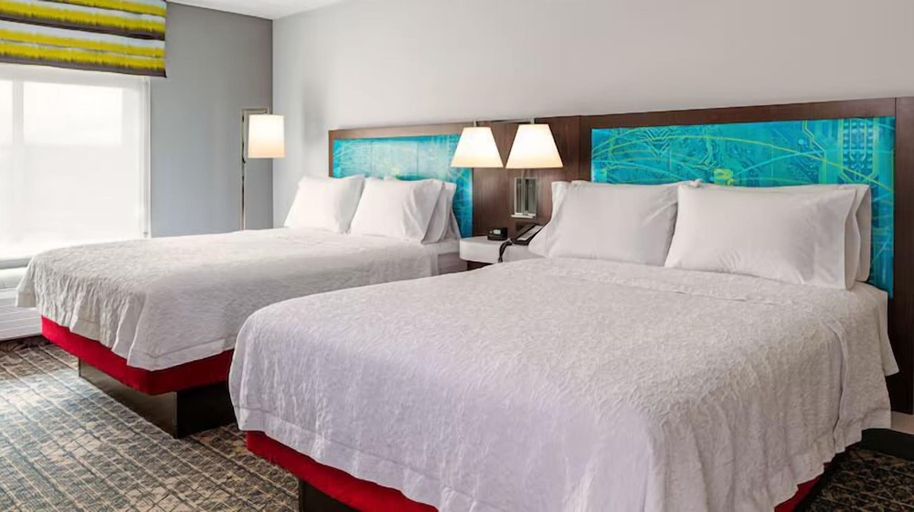Bedroom 3, Hampton Inn by Hilton Chelsea, Washtenaw
