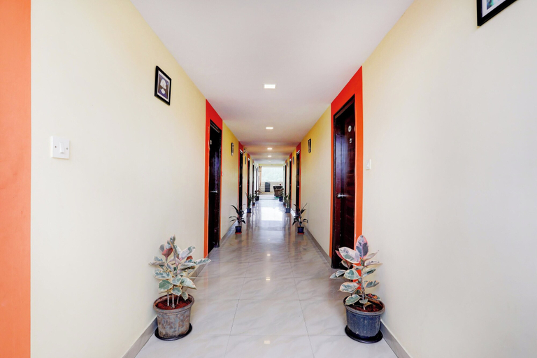 Interior 5, Collection O Summanahalli Bus Stand, Bangalore