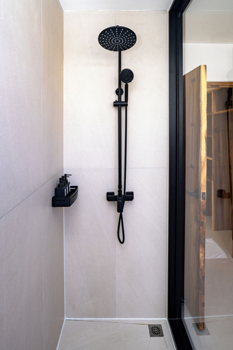 Bathroom 4, Aqueduct Resort, Ko Phangan