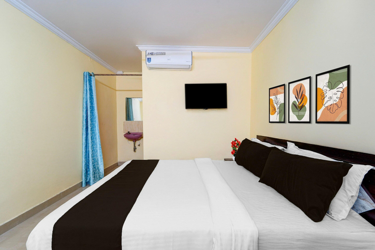 Room 3, Classic Elite Tourist Homes, Pathanamthitta