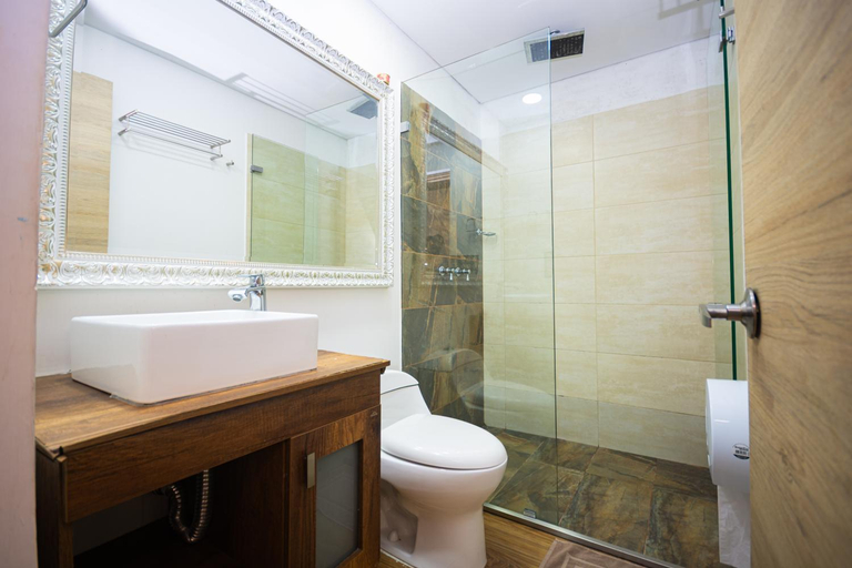 Bathroom 5, HOTEL BOUTIQUE POMA ROSA, Medellín