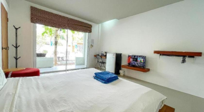 Bedroom 2, The Living Pool Villas, Ko Samui