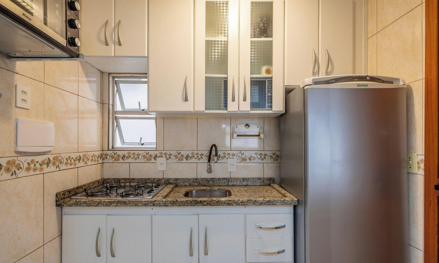 Private kitchen 4, 1-bedroom Apt 160m From the Beach in BC - Srl0024, Balneário Arroio do Silva