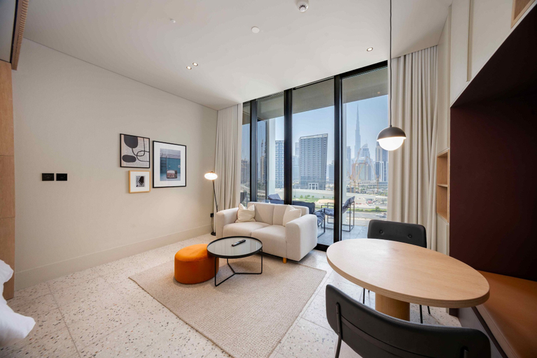 Room 4, Relaxed Studio in Upside w Burj View, Dubai