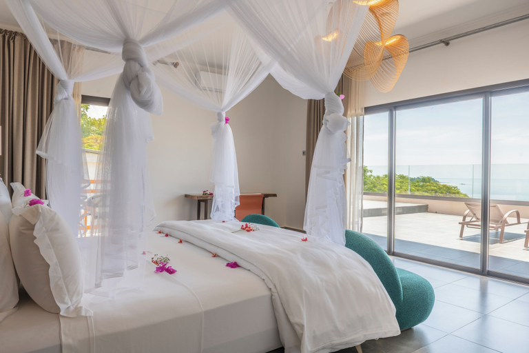 Room 2, Ankomba Hotel, Diana