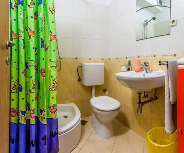 Bathroom 3, Guest House Marija in perfect location, Split