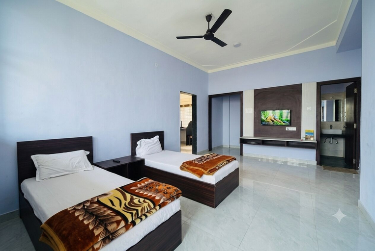 Room 3, Hotel Amarendra stay in, Pune