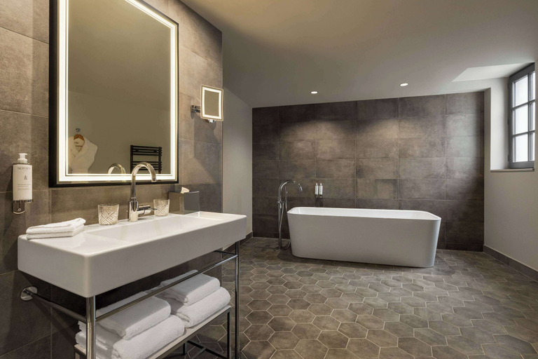 Bathroom 5, Dolce By Wyndham Versailles - Domaine Du Montcel, Yvelines