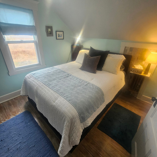 Room 2, Camp Nova a Cozy Cedar-clad Cottage in Scenic Tangier, Canada, Halifax