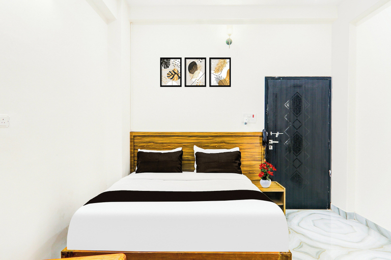 Room 5, Super OYO Collection O Chitaipur IIT BHU, Varanasi
