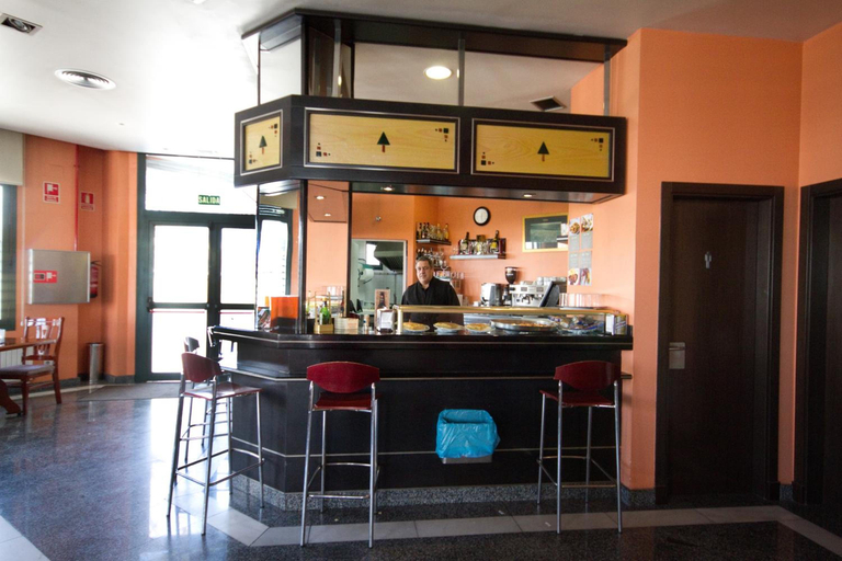 Food & Drinks 5, Hotel Los 5 Pinos, Madrid