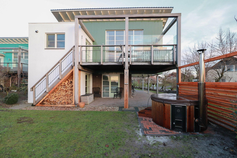 Exterior 3, Luxury Detached Villa Near the Beach, Wûnseradiel