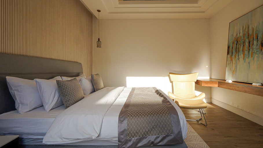 Room 5, Palmier resort