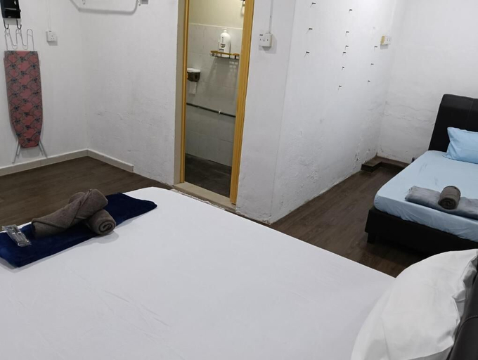Room 4, JSW PRAMLee, Penang Island