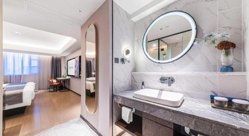Bathroom 4, Yitel Premium Hotel Shanghai Xuhui, Shanghai