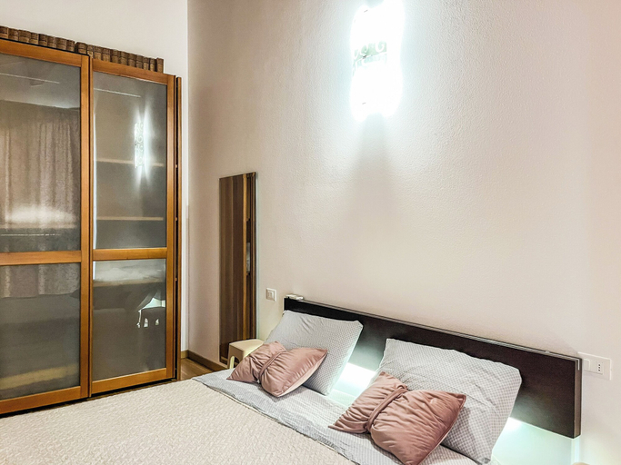 Room 4, Casa Giugno, Bologna