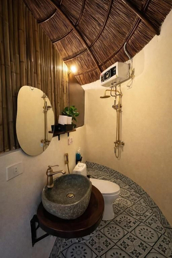 Bathroom 4, Sora Tam Coc, Hoa Lư