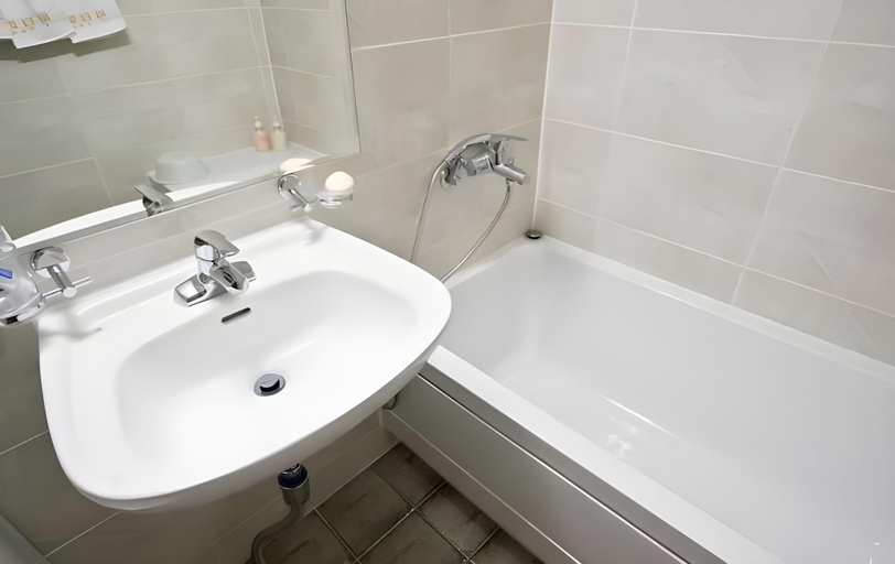 Bathroom, City Park Hotel Seoul, Jongno
