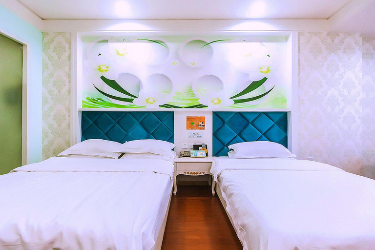 Bedroom 2, Tianrui Hotel (Yongxing Fortune Center Branch), Baoshan