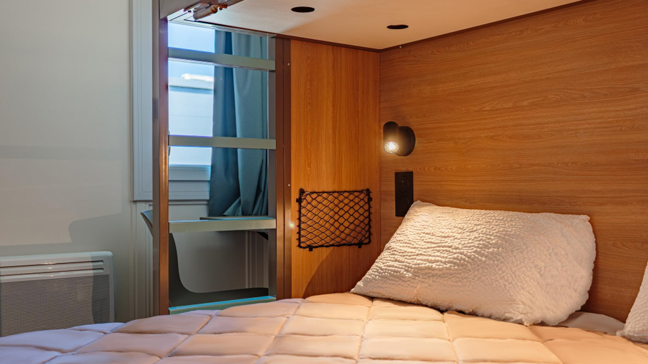 Bedroom 4, Premiere Classe Montpellier Sud - Lattes, Hérault