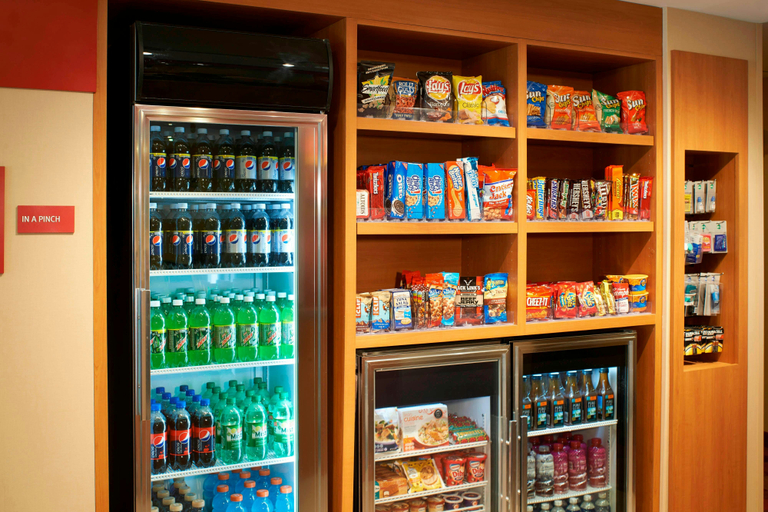 Food & Drinks 5, TOWNEPLACE SUITES SAGINAW, Saginaw