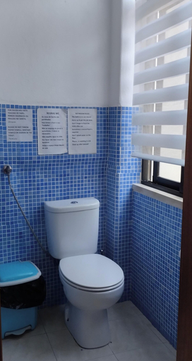 Bathroom 5, Casa Azul Hostel, Sintra