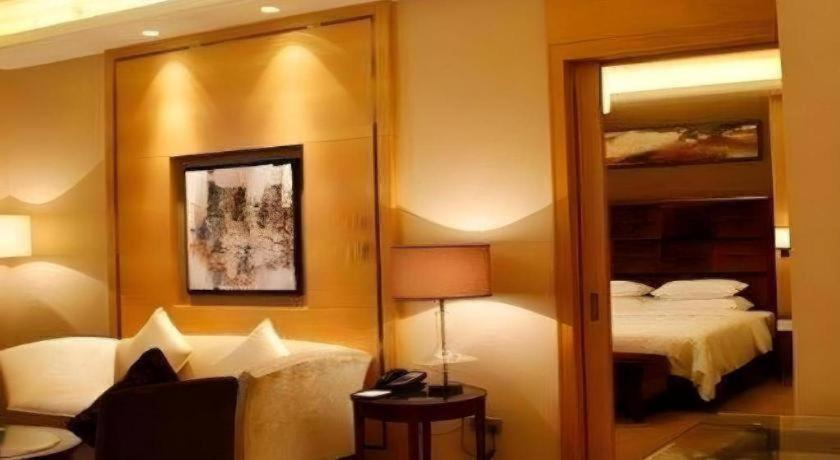 Bedroom 3, Venus Royal Hotel (Kirin Parkview Hotel), Shenzhen