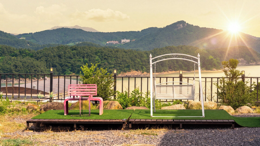 Exterior & Views 2, Yeosu Wellstay Pool Villa, Yeosu