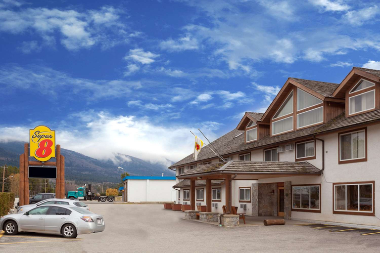 Exterior & Views 2, Super 8 By Wyndham Valemount, Fraser-Fort George