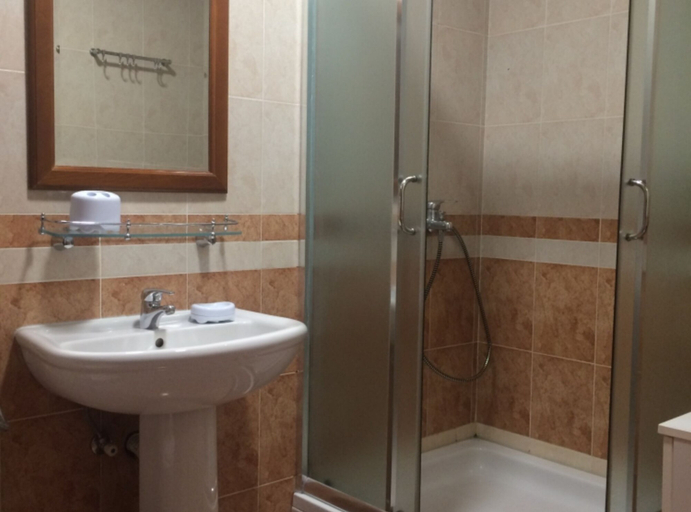 Bathroom 3, Apartments Aleksić, Bečići