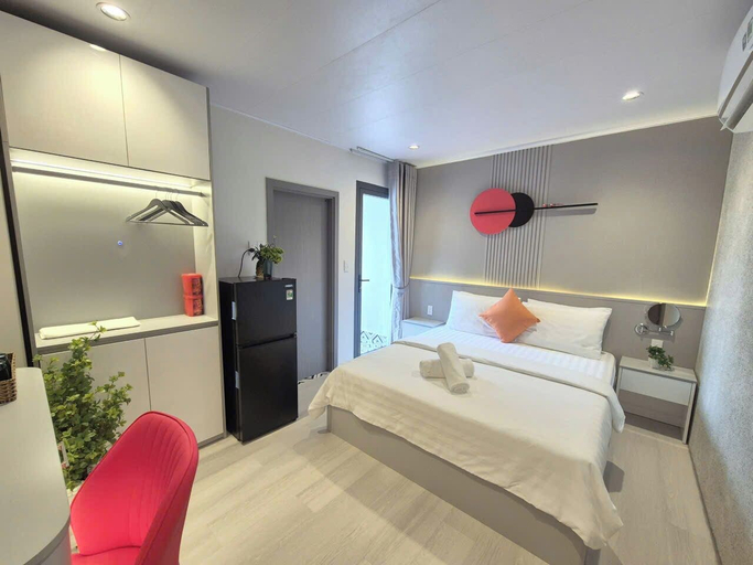 Room 4, ApecHotel284, District 1