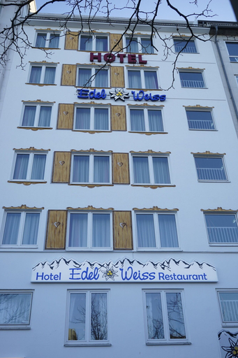 Exterior & Views 2, Edel Weiss Hotel und Restaurant, Bremen