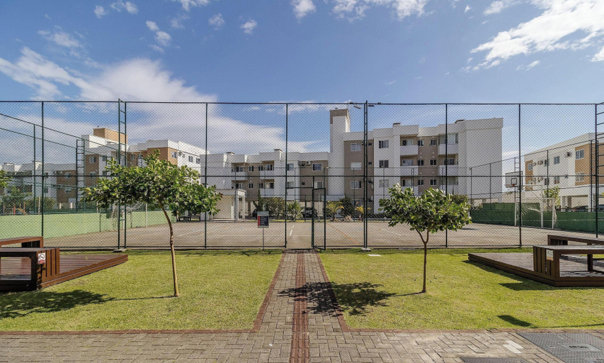 Sport court 3, Apt. w/ Barbecue & Pool in Canasvieiras Rpc0305, Florianopolis