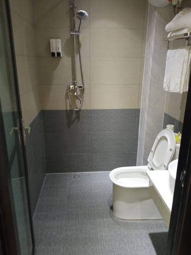 Bathroom, Yueman Express Hotel, Zhengzhou
