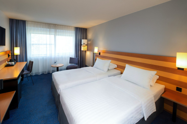 Bedroom 3, IntercityHotel Frankfurt Airport Terminal 3, Frankfurt am Main