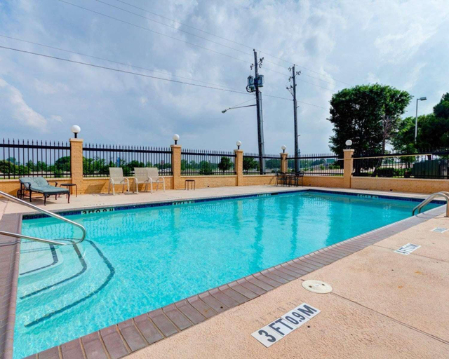 Sport & Beauty 2, Candlewood Suites ROWLETT - LAKE RAY HUBBARD by IHG, Rockwall