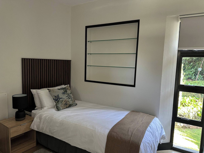 Room 5, Room-double Self-contained Rooms 4, City of Johannesburg
