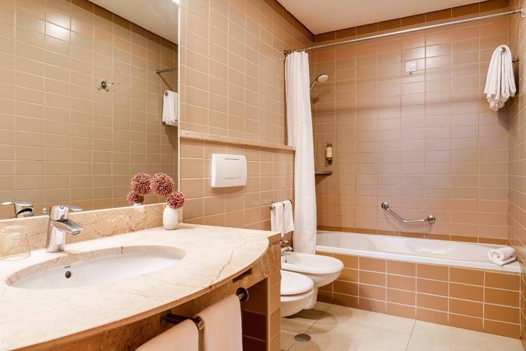 Bathroom 4, Hotel Santa Maria, Ourém