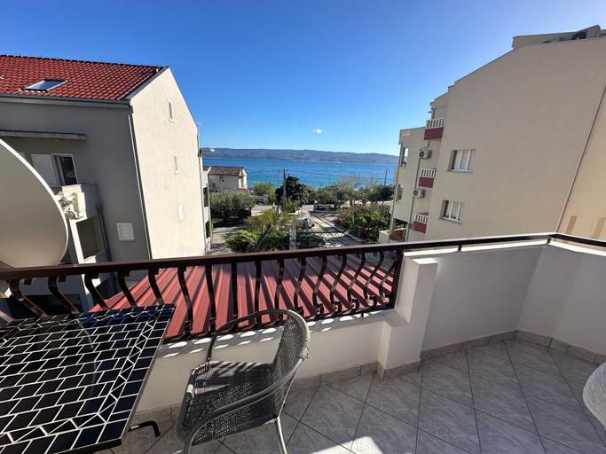 Property grounds 2, Apartments Vila Paula, Dugi Rat