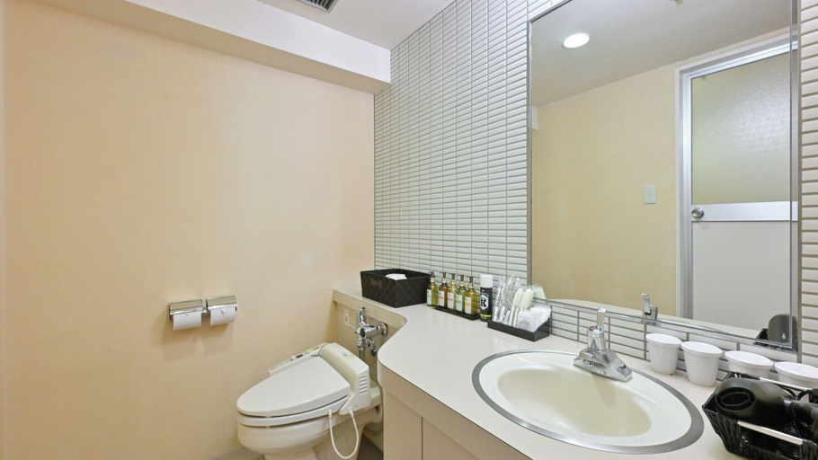 Bathroom, Livemax Resort Kanonji, Kan'onji