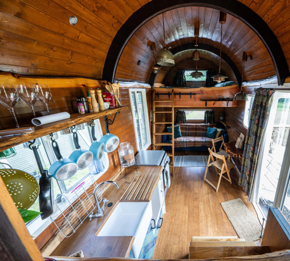 Food & Drinks, Get Away Hide Away, Norfolk