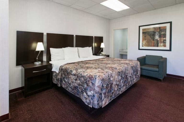 Room 2, Knights Inn Longview, Gregg