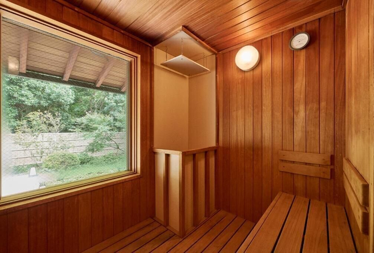 Sauna 3, AkazawaGeihinkan, Itō