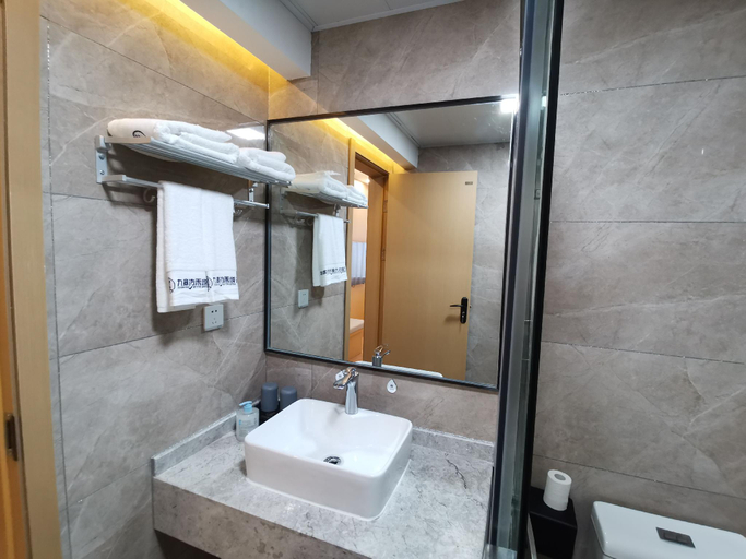 Bathroom, Heyue Hotel (Jiuzhaigou Branch), Ngawa Tibetan and Qiang