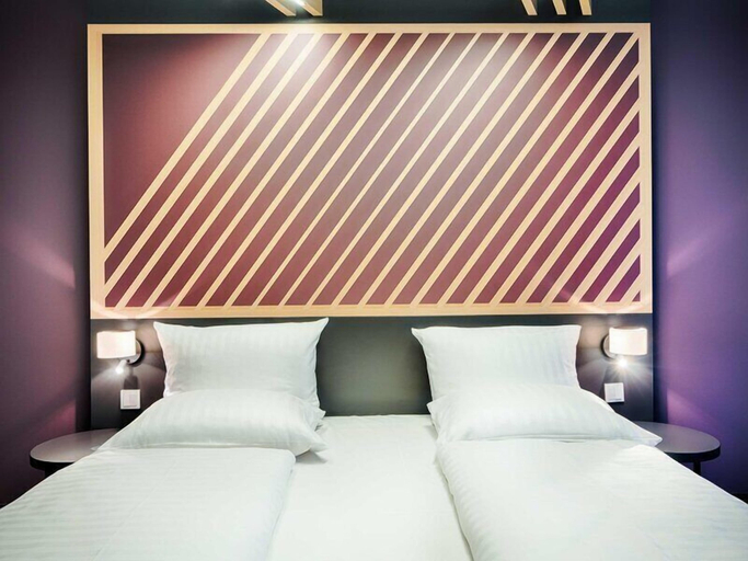 Bedroom 3, B&B Hotel Bremen-City, Bremen