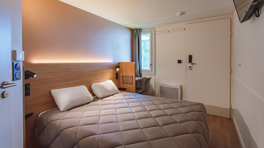Bedroom 3, Premiere Classe Montpellier Sud - Lattes, Hérault